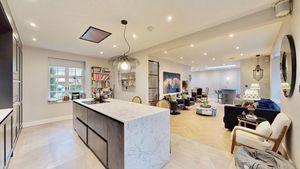 Photo 13- click for photo gallery